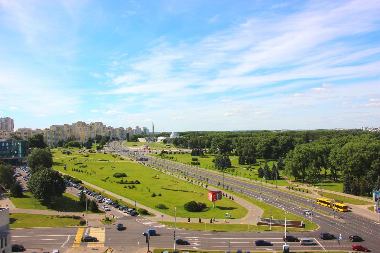 Hotel Yubileiny Minsk Bagian luar foto