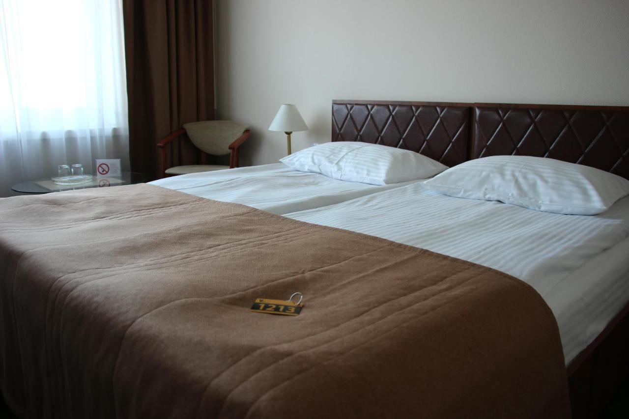 Hotel Yubileiny Minsk Bagian luar foto