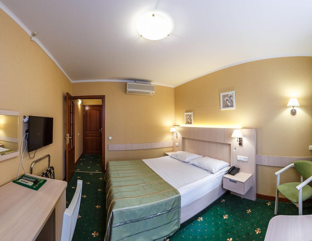 Hotel Yubileiny Minsk Bagian luar foto