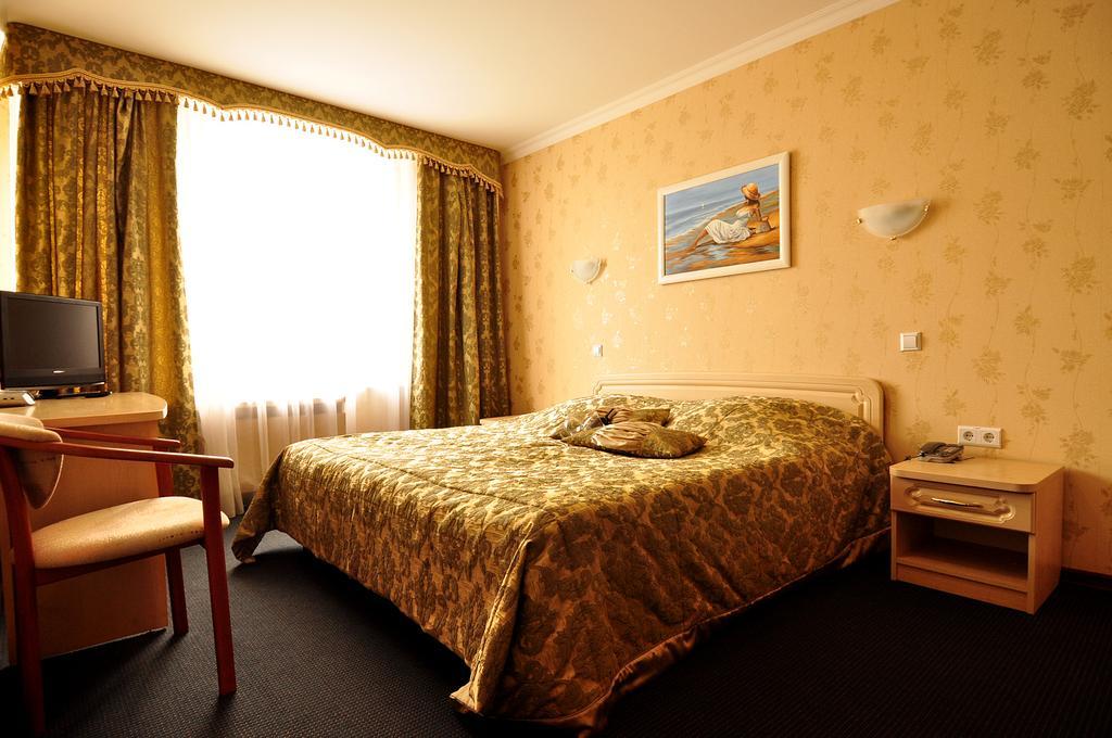 Hotel Yubileiny Minsk Bagian luar foto