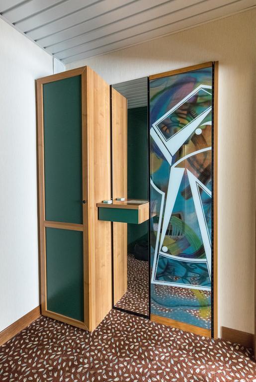 Hotel Yubileiny Minsk Bagian luar foto